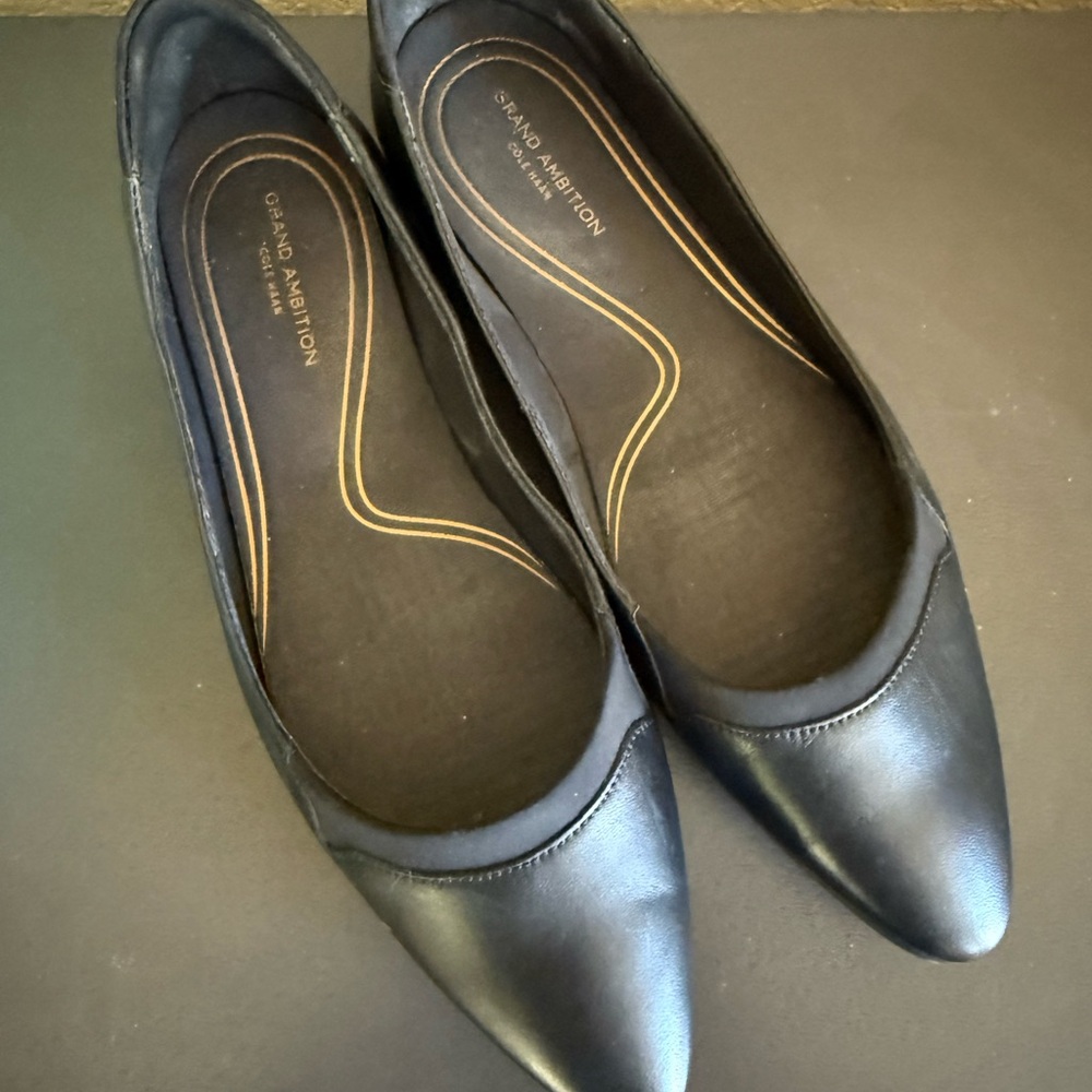 Cole Haan Black Flats with Timeless Elegance and Comfort 7.5